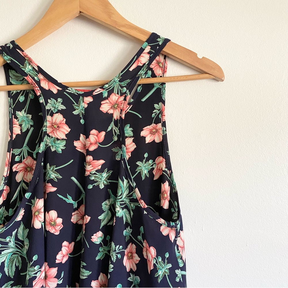 ModCloth Navy Floral Tank Top - Picture 4 of 5
